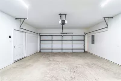 1426 Evans Avenue, Fort Worth, TX 76104 - Photo 11