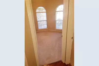 3519 Daisy Lane, Grand Prairie, TX 75052 - Photo 7