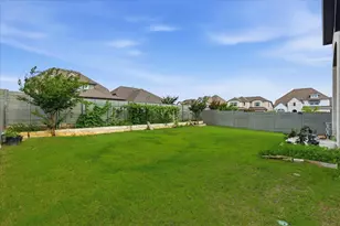 1729 Stepping Stone Trl, Argyle, TX 76226 - Photo 33