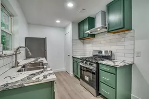 822 Milky Way, Garland, TX 75040 - Photo 11