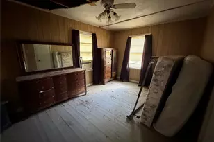 277 S Ave L, Crawford, TX 76638 - Photo 19