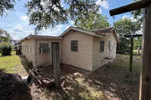 277 S Ave L, Crawford, TX 76638 - Photo 3