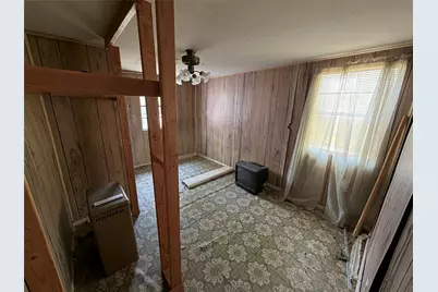 277 S Avenue L, Crawford, TX 76638 - Photo 21