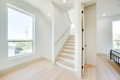 512 N Lancaster Street #6, Dallas, TX 75203 - Photo 29
