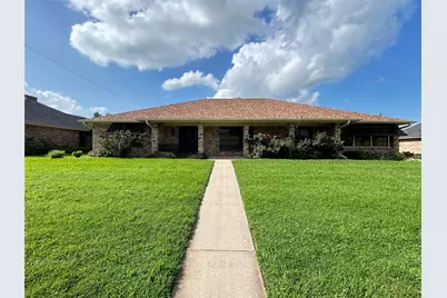 122 Cedar Springs Boulevard, Sulphur Springs, TX 75482 - Photo 1