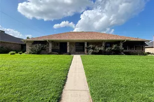 122 Cedar Springs Blvd, Sulphur Springs, TX 75482 - Photo 1