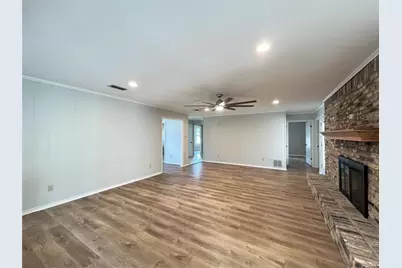 122 Cedar Springs Boulevard, Sulphur Springs, TX 75482 - Photo 9