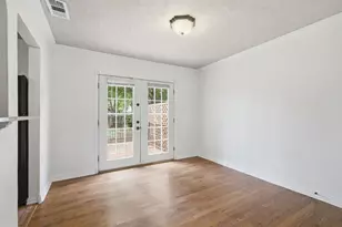 3884 Van Ness Ln, Dallas, TX 75220 - Photo 11