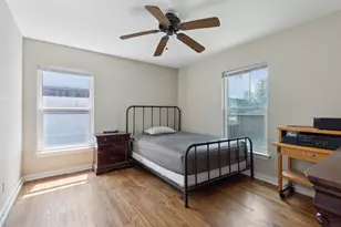 3884 Van Ness Ln, Dallas, TX 75220 - Photo 9
