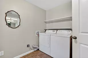 712 Edgefield Dr, Garland, TX 75040 - Photo 13