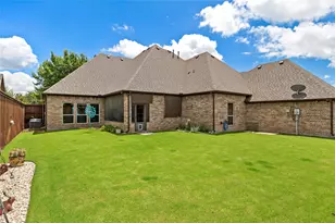 7901 Bentley Dr, North Richland Hills, TX 76182 - Photo 35