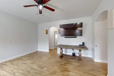 2763 Prosperity Avenue, Dallas, TX 75216 - Photo 9