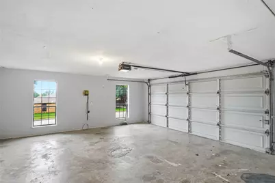 1905 Wedgewood Drive, Grand Prairie, TX 75050 - Photo 23