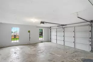 1905 Wedgewood Dr, Grand Prairie, TX 75050 - Photo 23