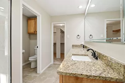 1905 Wedgewood Drive, Grand Prairie, TX 75050 - Photo 17