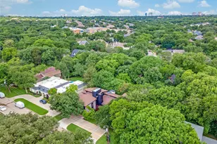 6933 Delrose Dr, Dallas, TX 75214 - Photo 37