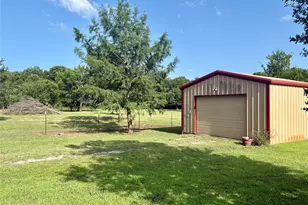 3084 Hagerman Rd, Pottsboro, TX 75076 - Photo 11