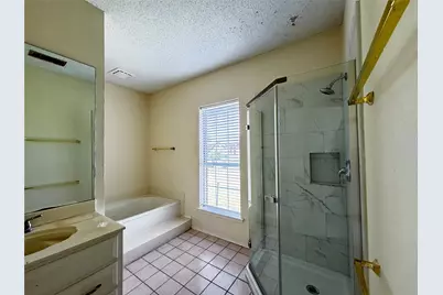 2812 Clearmeadow Drive, Mesquite, TX 75181 - Photo 3