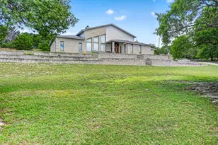 108 Lake Cir Ct, Weatherford, TX 76087 - Photo 5