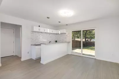 707 W Red Bird Lane, Dallas, TX 75232 - Photo 23