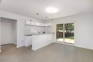 707 W Red Bird Ln, Dallas, TX 75232 - Photo 23