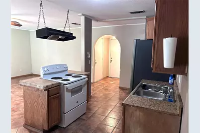 726 Holliday Lane, Duncanville, TX 75116 - Photo 7