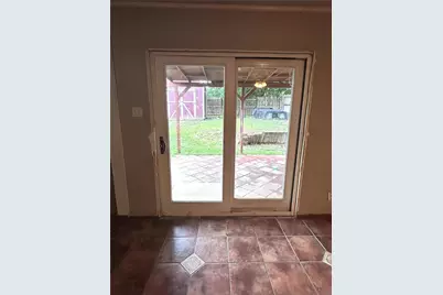 726 Holliday Lane, Duncanville, TX 75116 - Photo 9