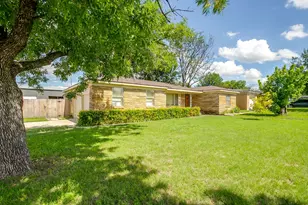 601 Perry Dr, White Settlement, TX 76108 - Photo 3