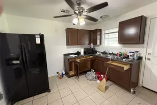 1408 Guthrie Dr, Waco, TX 76710 - Photo 3