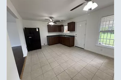 1408 Guthrie Drive, Waco, TX 76710 - Photo 5