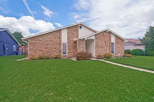 4504 Palos Verdes Dr, Mesquite, TX 75150 - Photo 1