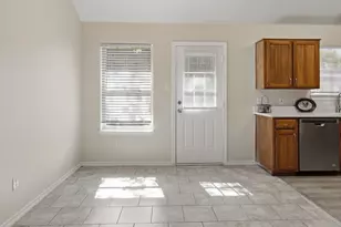 6317 Rockhaven Dr, Fort Worth, TX 76179 - Photo 9