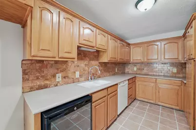 1801 Tyler Avenue, Euless, TX 76040 - Photo 19