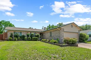 1801 Tyler Ave, Euless, TX 76040 - Photo 3