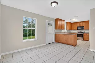 4697 Holbrook Rd, Springtown, TX 76082 - Photo 9