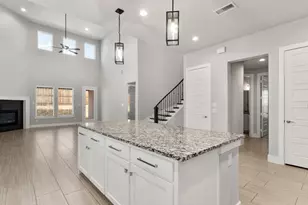 584 Meandering Ln, Frisco, TX 75033 - Photo 7