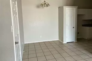 220 Joshua Blvd, Joshua, TX 76058 - Photo 3
