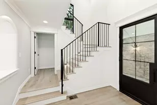 12118 Elysian Ct, Dallas, TX 75230 - Photo 3