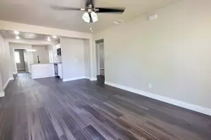 4205 5th Ave, Fort Worth, TX 76115 - Photo 3