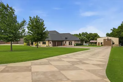 7000 Hunnington Drive, Sanger, TX 76266 - Photo 1