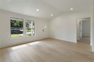 3324 Ryan Ave, Fort Worth, TX 76110 - Photo 9