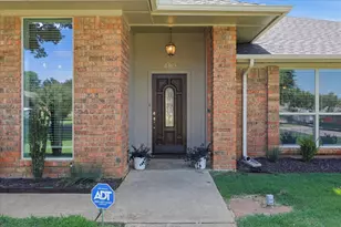 490 Spruce Dr, Highland Village, TX 75077 - Photo 3