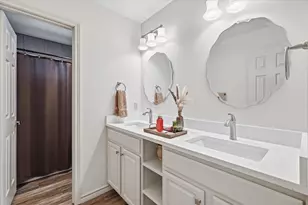 490 Spruce Dr, Highland Village, TX 75077 - Photo 17