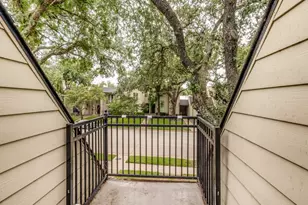 9405 Timberleaf Dr, Dallas, TX 75243 - Photo 23