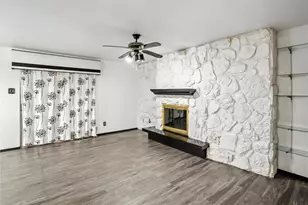 1719 E Grauwyler Rd, Irving, TX 75061 - Photo 7