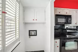 1719 E Grauwyler Rd, Irving, TX 75061 - Photo 17