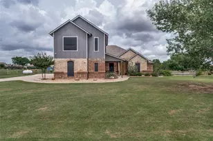 13840 Megan Dr, Justin, TX 76247 - Photo 3