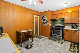 901 N 23 1/2 St, Corsicana, TX 75110 - Photo 13