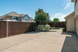 1611 Country Brook Ln, Allen, TX 75002 - Photo 5