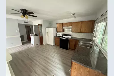 3138 Abbey Road, Carrollton, TX 75007 - Photo 7